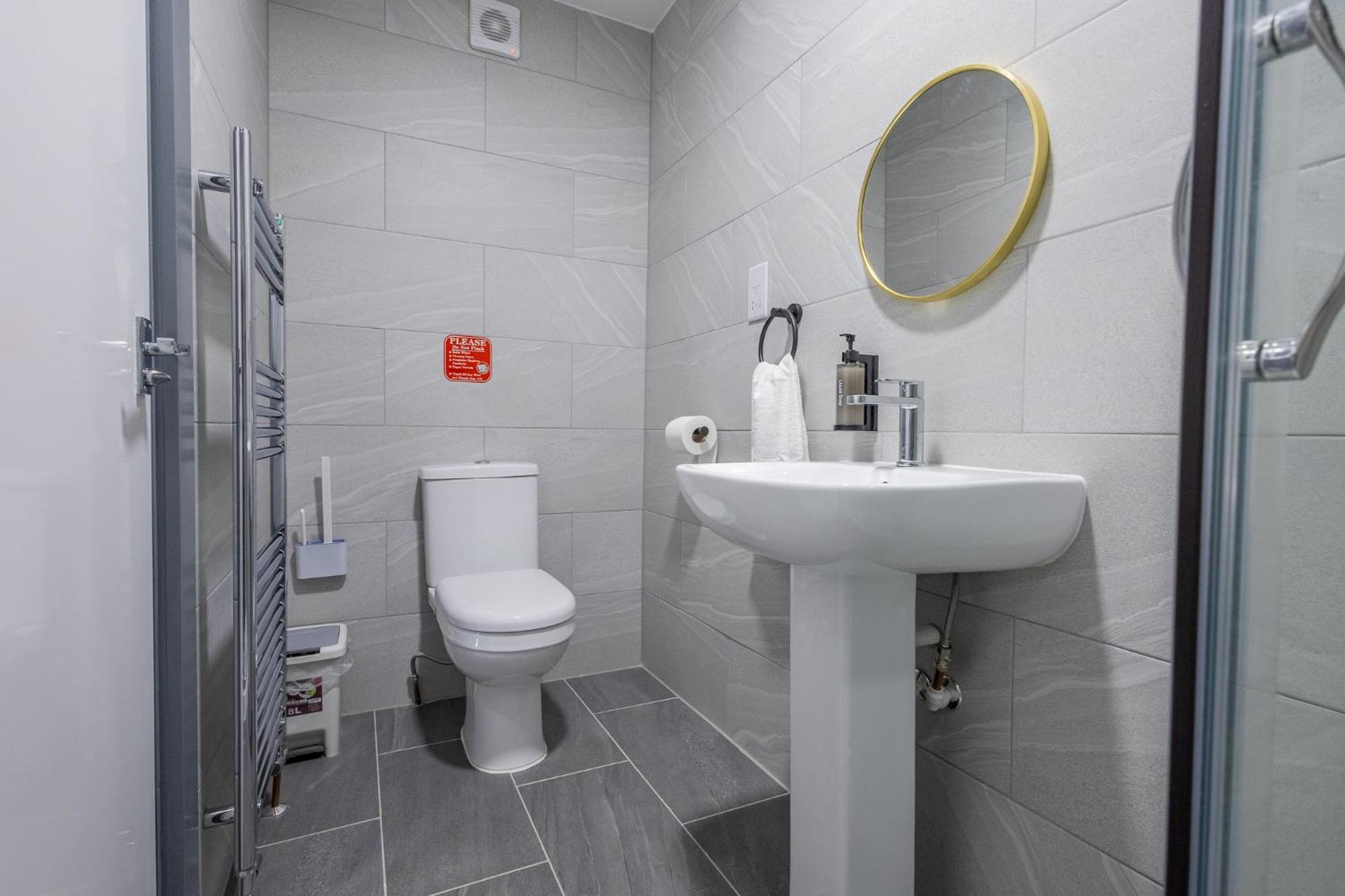 Premium Serviced Accommodation Rooms Nottingham - All With Ensuites Ngoại thất bức ảnh